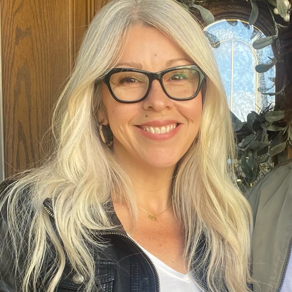 Meet your Posher, Lisa